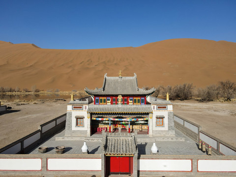 内蒙古巴丹吉林沙漠神庙