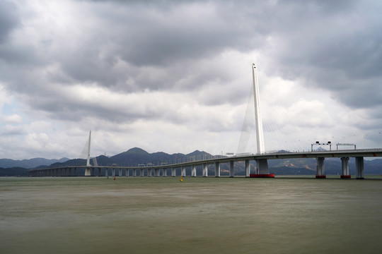 深圳湾公路大桥慢门摄影