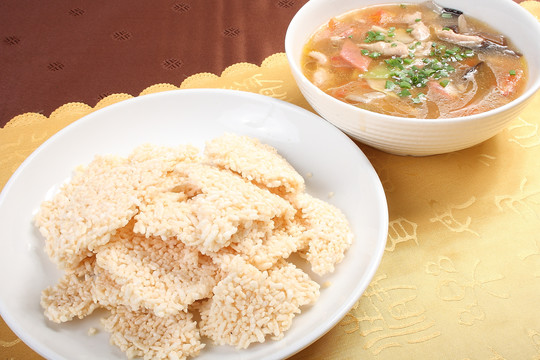 三鲜锅巴