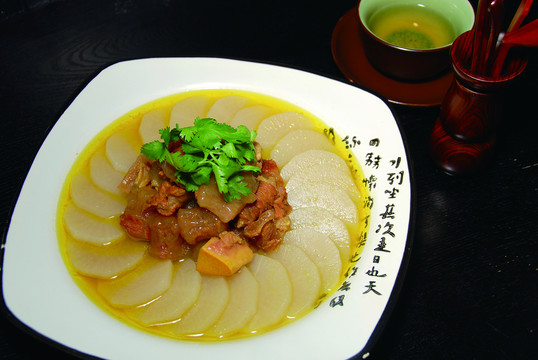 银萝浸软牛