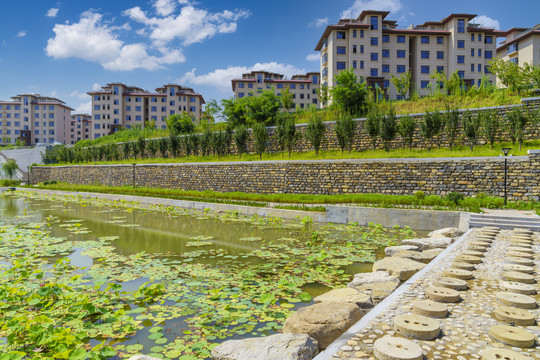 湖景楼房