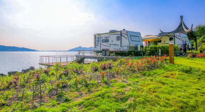 宁波东钱湖房车营地