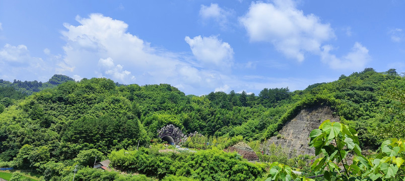 青山
