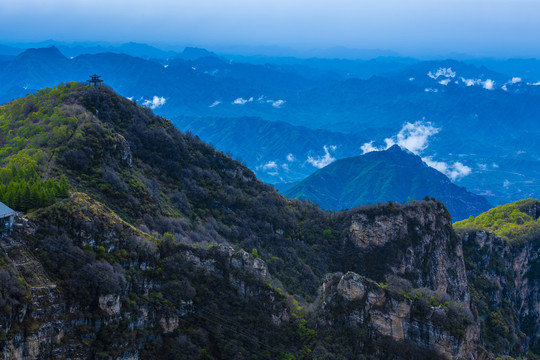 白石山风光