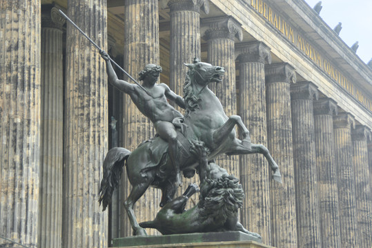 德国柏林老博物馆屠狮者雕塑雕塑
