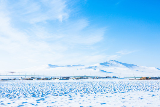 雪原草原雪山村庄