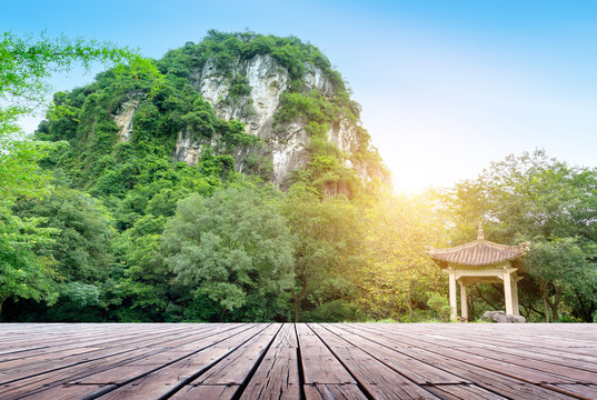 广西柳州山峰