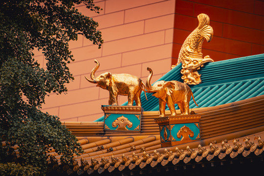 静安寺屋脊兽