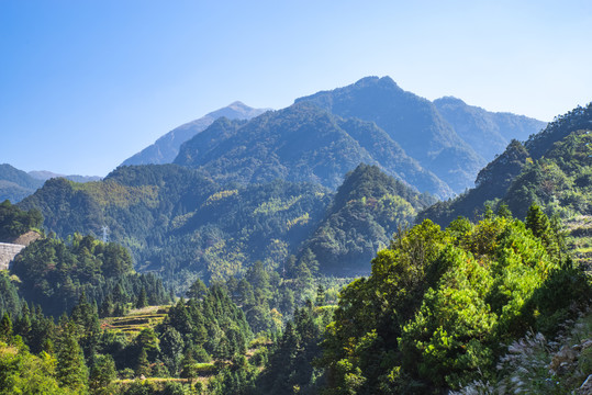 美丽的大山风景