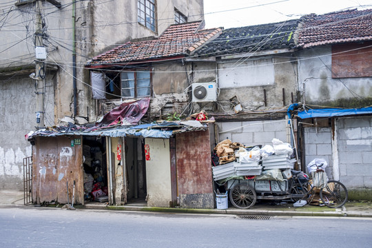 上海即将拆迁的老房子