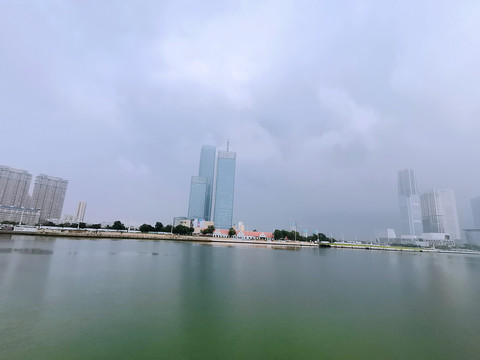 海河两岸