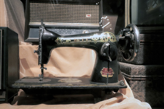 老式缝纫机