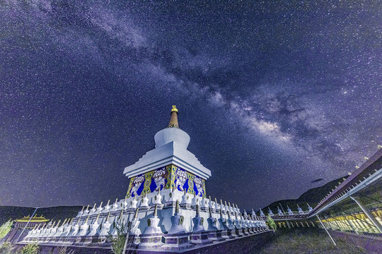 川西高原星空图片