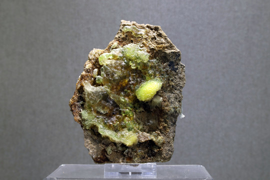 绿色蛋白石