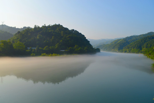 美丽小东江