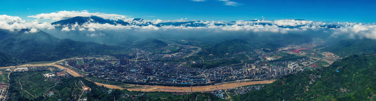 荥经全景