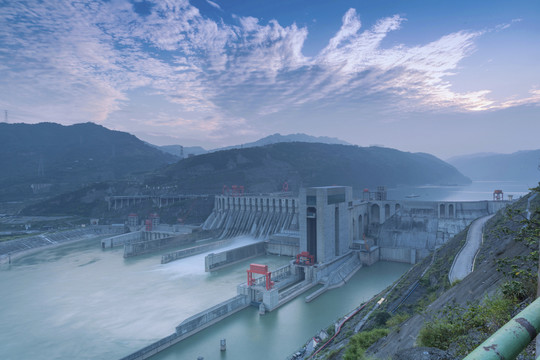 宜宾向家坝水电站晚霞河流自然景