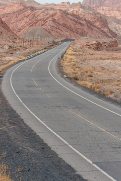 中国新疆塔里木盆地道路交通运输