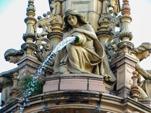 英国人民宫雕塑