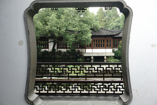 中式园林窗格小景
