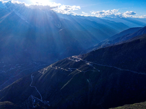 高山峡谷