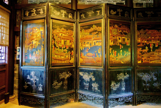 中国古代木雕彩绘屛风
