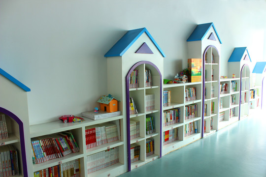 小学图书室