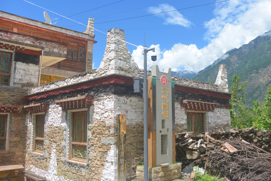 丹巴甲居藏寨文化院坝