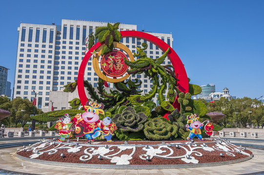 上海人民公园新年立体花坛布景