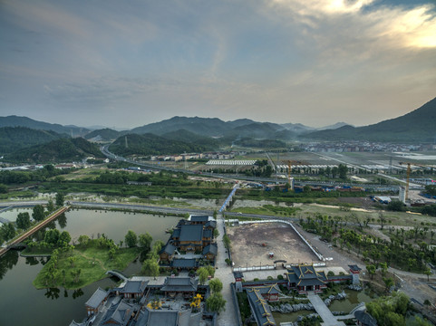 东阳市八面来风影视基地航拍