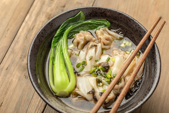 中国传统美食馄饨