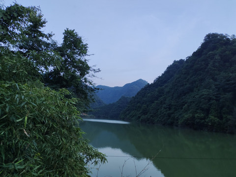 山谷