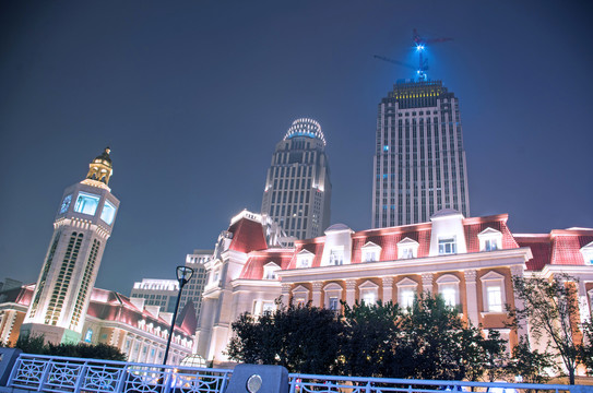 天津津湾广场夜景