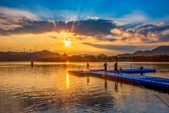 五阳湖晚霞