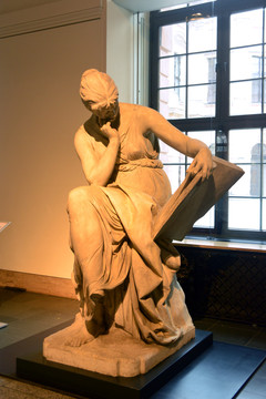 德国历史博物馆展厅人物塑像
