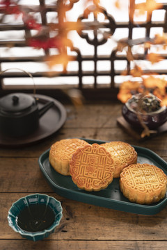 传统文化中国风中秋节月饼海报