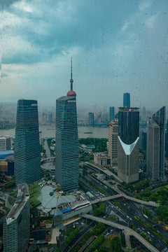 雨后窗外的陆家嘴