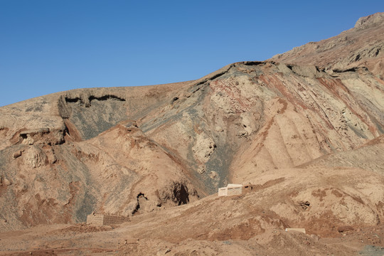 吐峪沟大峡谷