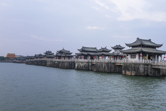 潮州广济桥夜景