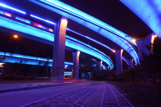 城市高架桥夜景灯光亮化