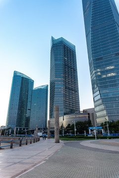 青岛海岸线金融中心街景