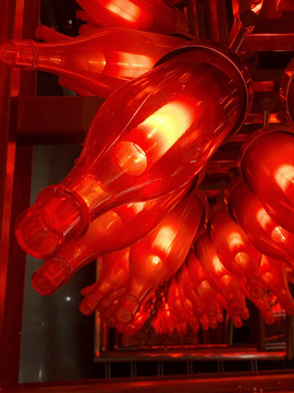 红色玻璃瓶装饰灯