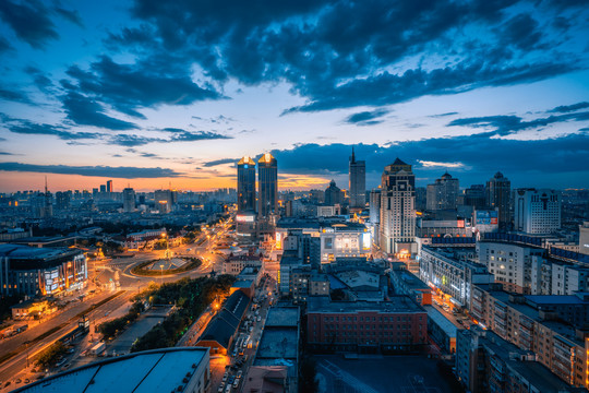 中国哈尔滨南岗区夜景城市风光