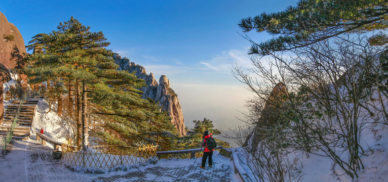 黄山玉屏夕照