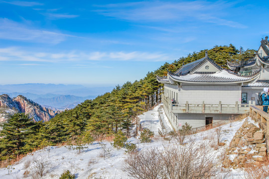 黄山白鹅山庄