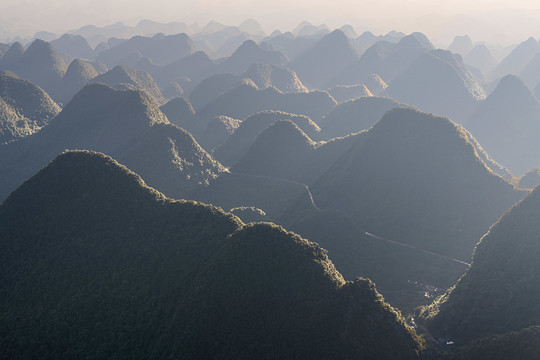 贵州十万大山日落