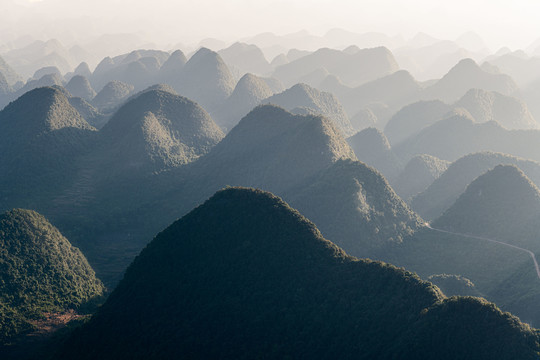 贵州十万大山日落