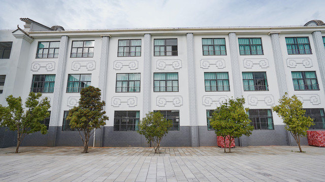 中式建筑校园