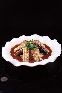 玉米烧排骨