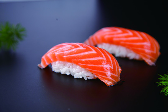 三文鱼寿司